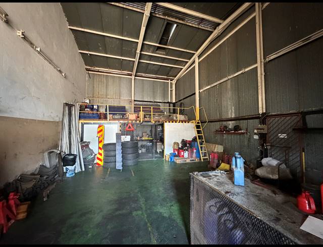 850M² INDUSTRIAL YARD FOR SALE IN ALBERTON NORTH